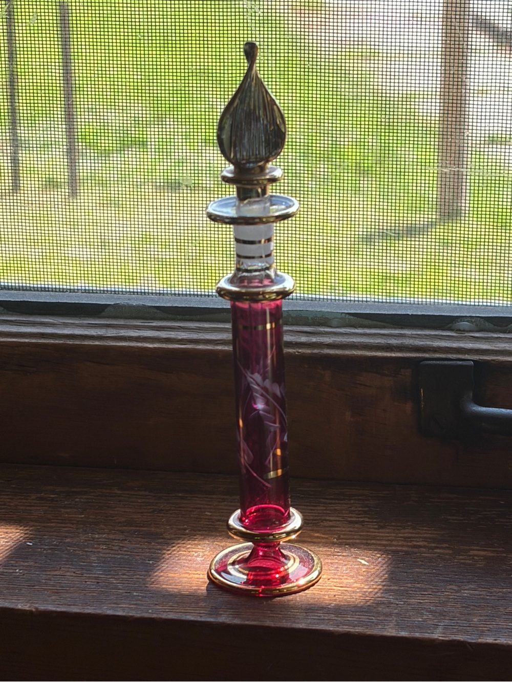 Vintage Ruby Red Glass Perfume Bottle Gold Trim Enamel Floral Stopper 6.25” - Picture 5 of 10